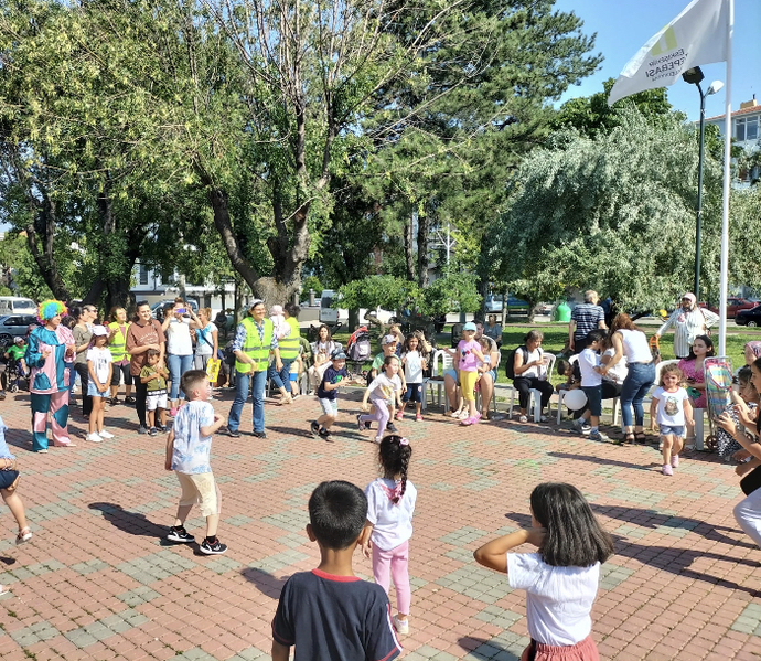 Bu gün tedavi gören minikler ile Bayram için toplandık! Sizler de bayram öncesi onları ziyaret ediyor musunuz?