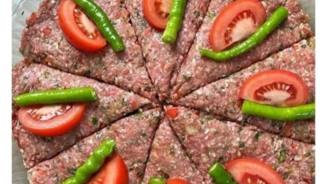 Yemeklerin içine kıyma konulmasından hoşlanır mısın?