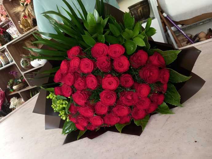 Bu arada bugün cuma🌹🌹🌹