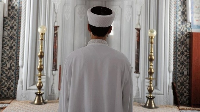 İmam doktorları hedef aldı sizce katliama çağrı mi bu sözler?