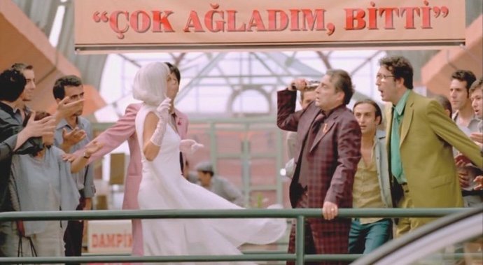 Kamyonun olsaydı, arkasında hangi söz ile yollara çıkardın?