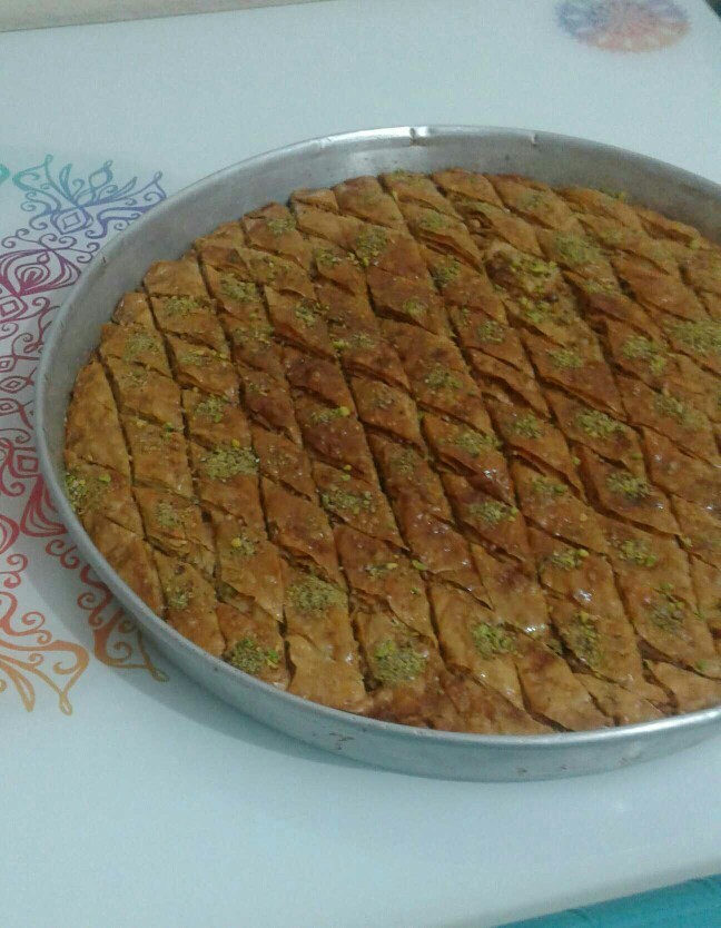Bayram tatlımız hazır, ev yapımı baklavamız nasıl?