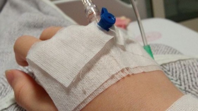 Merhaba arkadaşlar. Bugün çok rahatsızım. Mide bulantısı, baş ağrısı, göz ağrısı, yüksek ateş. Sizler nasılsınız?