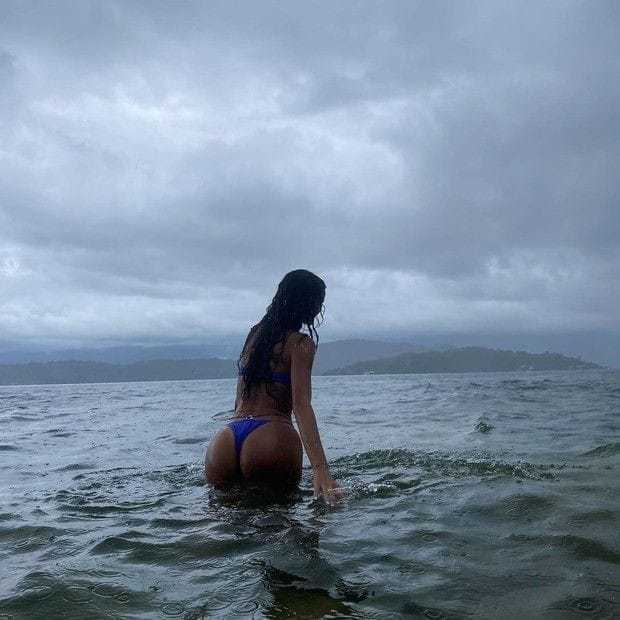 Haftaya sevgilimle tatile gidiyorum. Sipariş ettiğim kombinler sizce nasıl? 😍?
