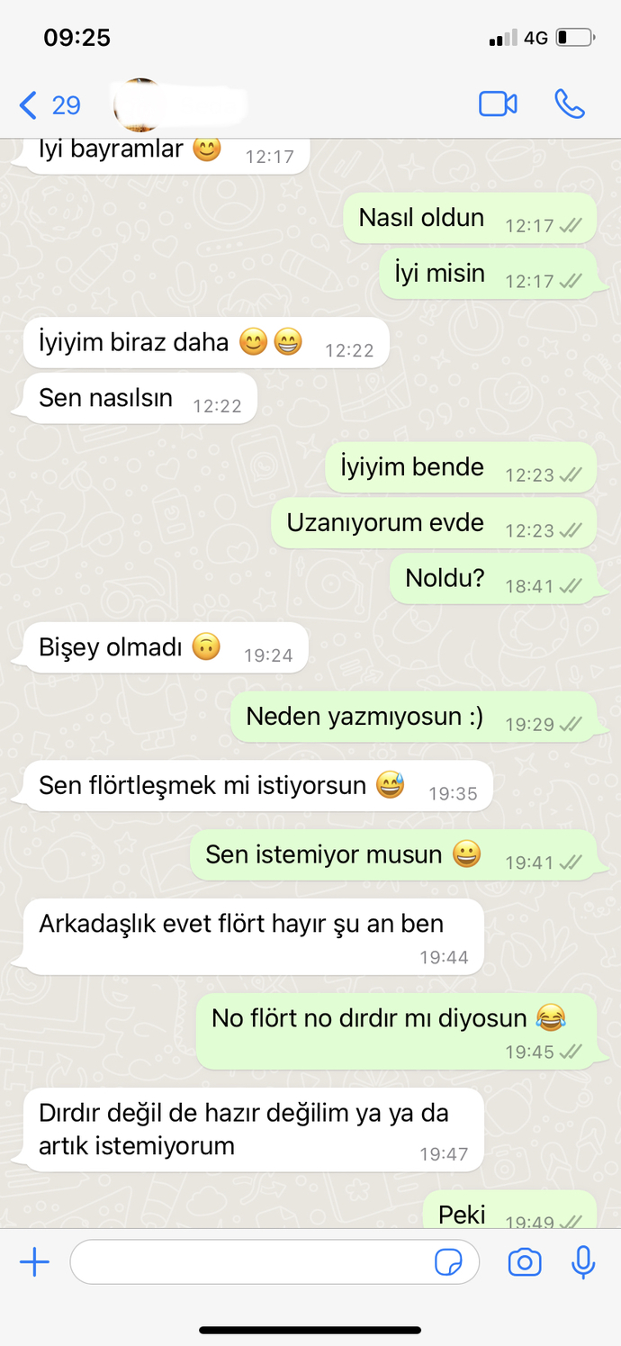 Bu hanımefendi 32 yaşında ve diş hekimi. Aramızda böyle bir diyalog geçti. Sizce ne düşünüyordur?