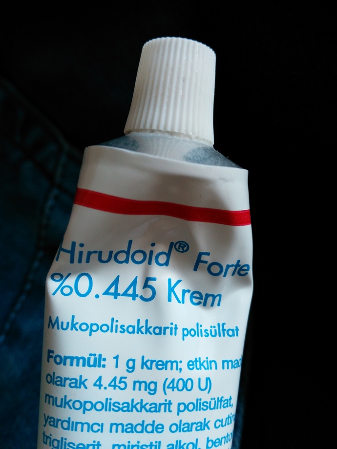 Gece karanlikta burnumu kapiya biraz hizli carptim ama morarma olmadi sadece ust kisimdaki kemik şişmiş. Geçer mi?
