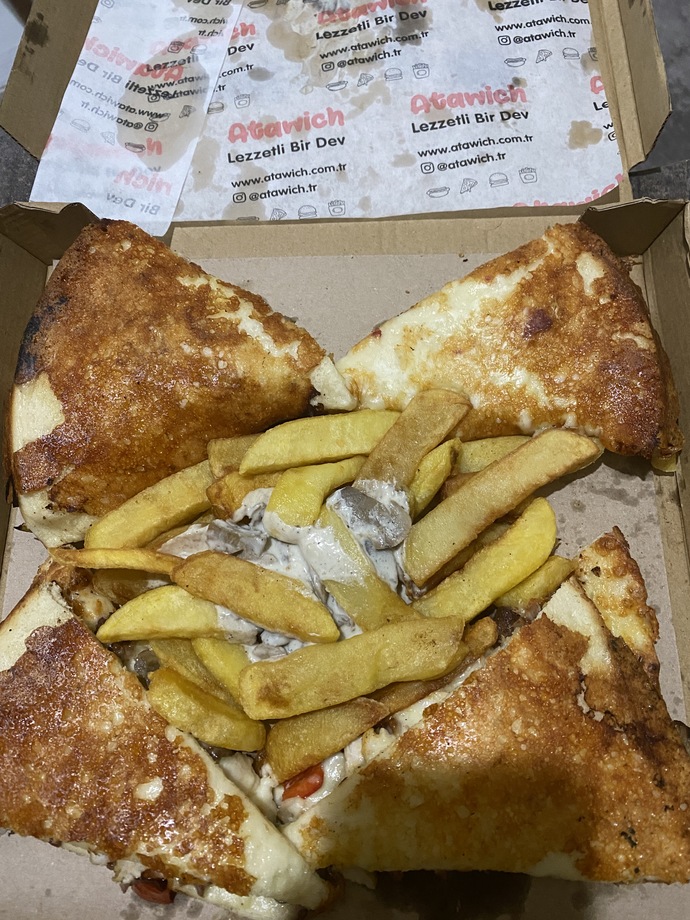 Dışardan yemekten hasta olacağız sürekli heralde🥲