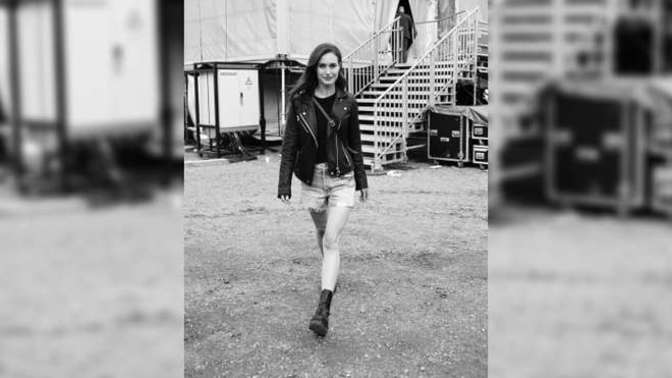 Finlandiya başbakanı rock festivalinde. Sizce yetkililer halkla iç içe olmalı mı?