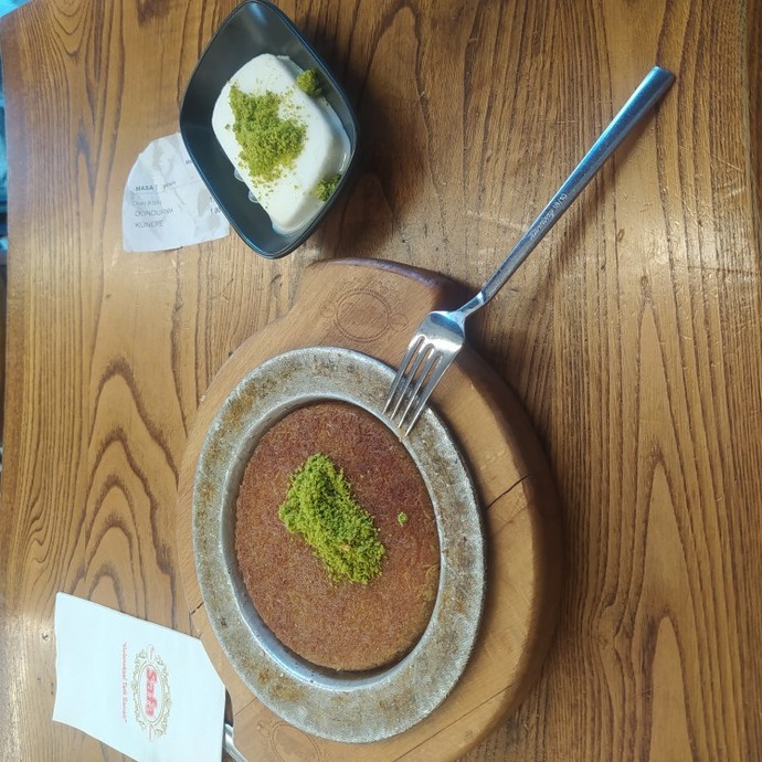 Künefeyi sevmeyen var mı?