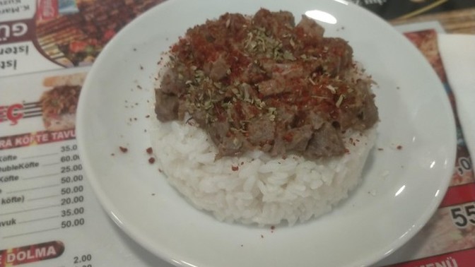 İs yerinde sıkılınca yemek yapar mısınız?