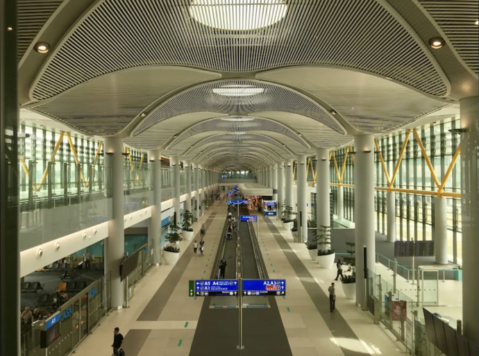 İstanbul Havalimanı inanılmaz uzak değil mi? Uçak yolculuğundan önce İstanbul un içinde bir yolculuk daha🥵?