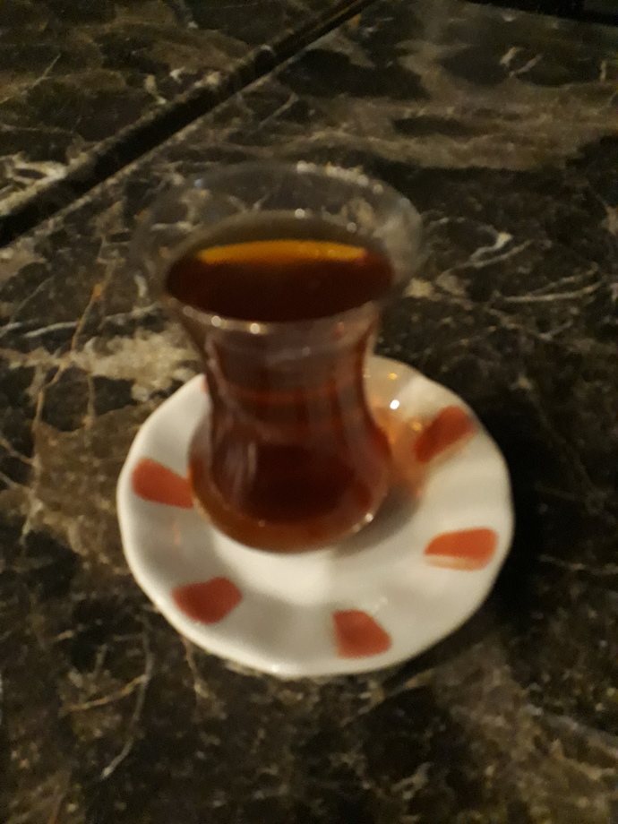 Gel senle bi çay içelim dediğiniz burç var mı?