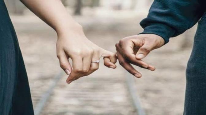 İki insan birbirini eşit derecede sevebilir mi?