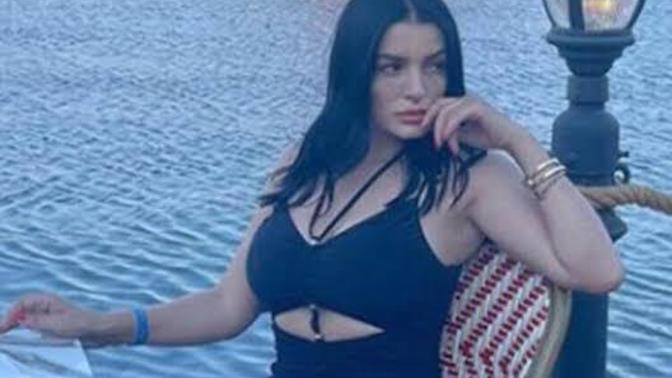 Aleyna Tilki'nin annesi kendisinden daha güzel değil mi?