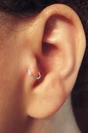 Tragus Piercingi Hangisi Daha Hoş?
