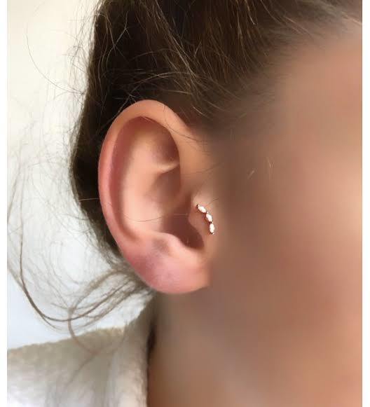 Tragus Piercingi Hangisi Daha Hoş?