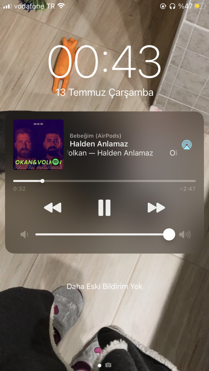 Bu aralar dinlediğiniz keko şarkısı var mı?