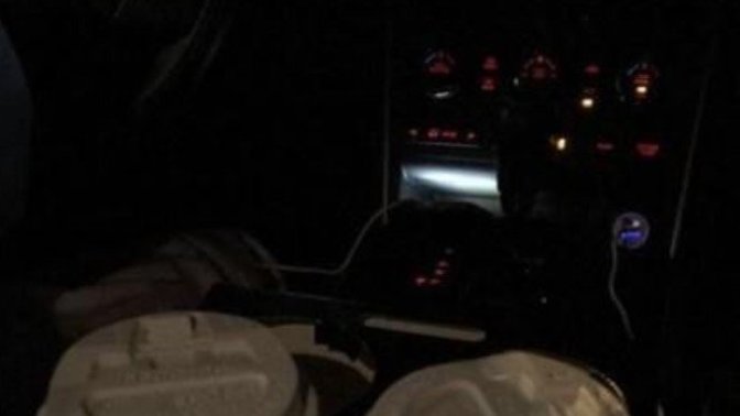 Gece yapılan araba yolculukları daha zevkli değil mi?