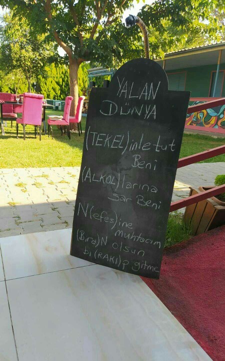 “Seni seviyorum.” demezsin de ne dersin?