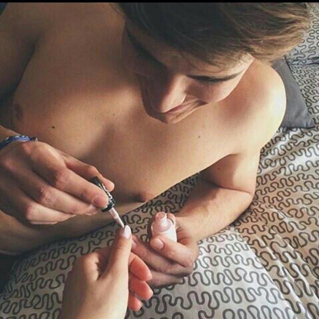Ellerine oje sürsem olur mu? 😌