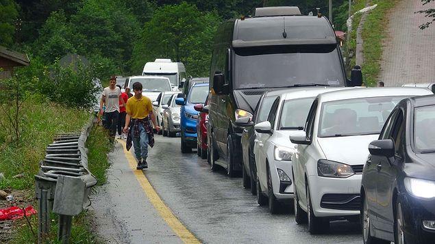 Bayram dönüşü yollar kitlendi. Siz de tatil yaptınız mı?