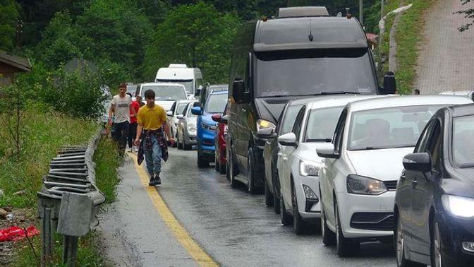 Bayram dönüşü yollar kitlendi. Siz de tatil yaptınız mı?