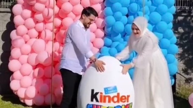 Cinsiyet öğrenme partilerini saçma bulan bir ben miyim?