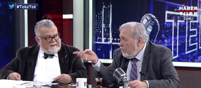 Türkiyede neden oturup bilim tarih müzik gibi şeyler tartışılmıyor?
