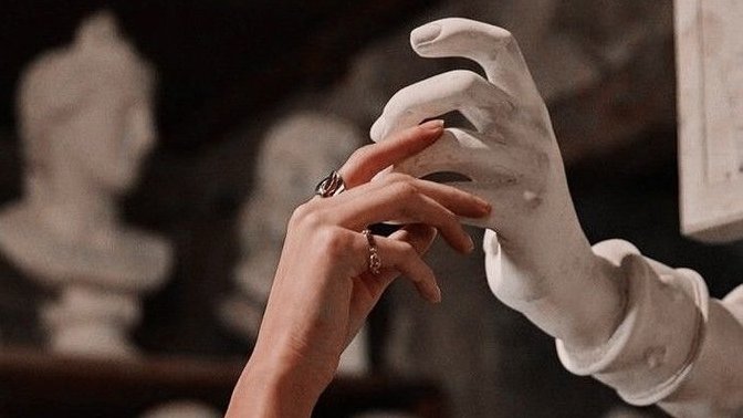 Dokunmak istediğiniz bir sanat eseri var mı?