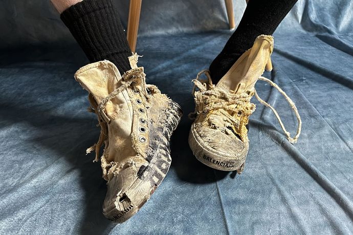 Balenciaga 27 bin TL'ye eski spor ayakkabıları satışa sundu. Satın alır mıydınız?