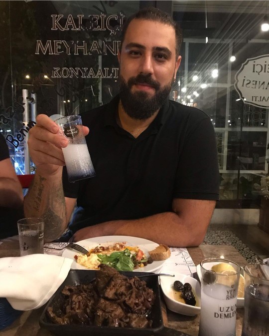 Geceniz güzel olsun, rakı ile en iyi ne gider?