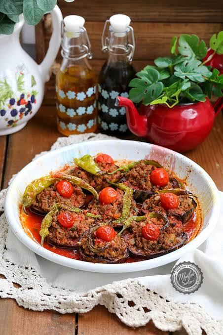 Patlıcan oturtma olsa yer miydiniz?