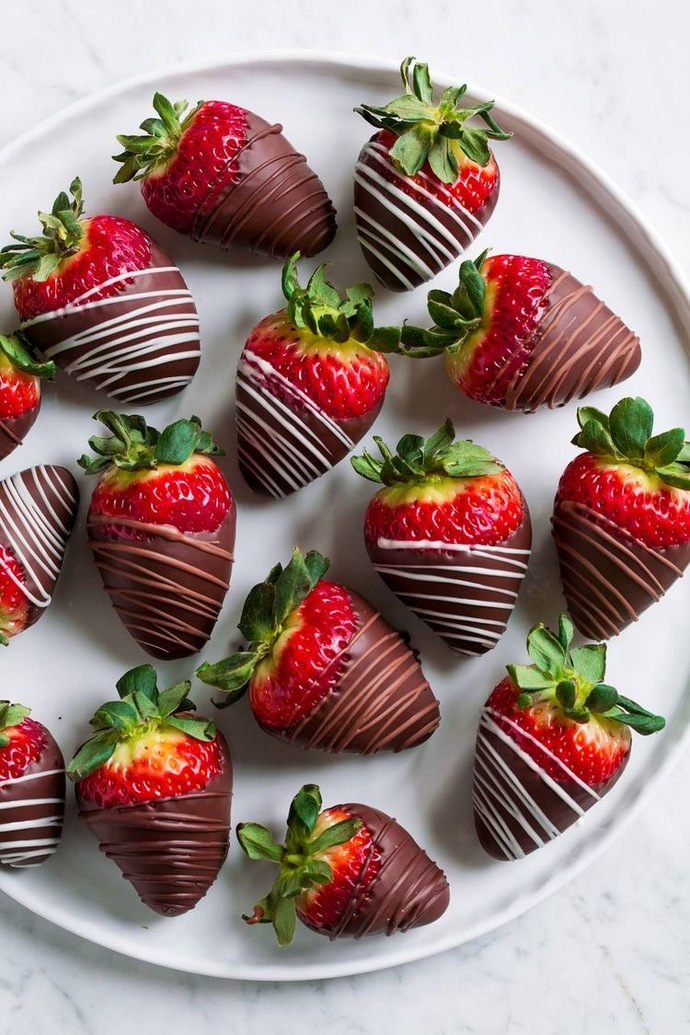 hem çikolata hem çilek 🍓😍