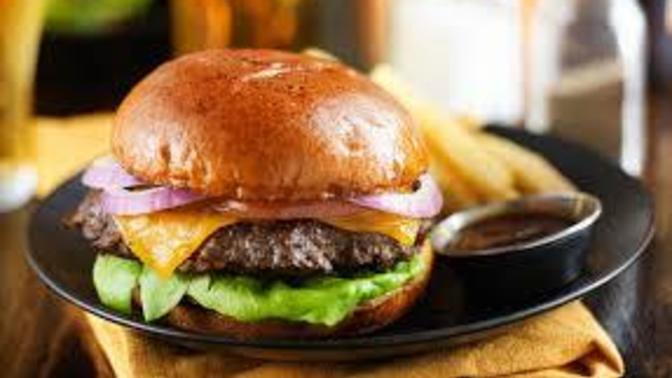 Hamburgerin içindeki en gereksiz ürün sizce ne?
