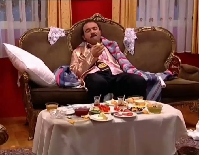 İşten veya okuldan eve geldiğinizde hangisi sizsiniz?