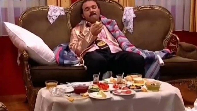 İşten veya okuldan eve geldiğinizde hangisi sizsiniz?