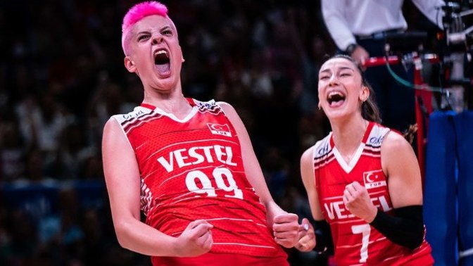 Filenin Sultanları, FIVB Milletler Ligi'nde yarı finalde! İtalya'yı da geçip finale çıkar mıyız?