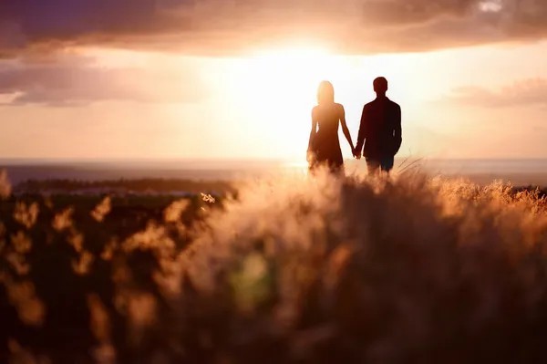 Aşk sonsuza uzanan bir yol ise, yeterli yüreğiniz var mı?