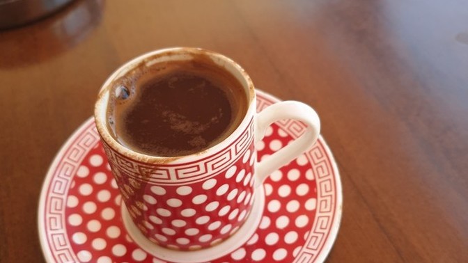 Köpüksüz kahve içer misin?