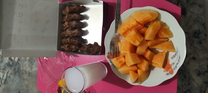 Rakının yanında ne olmaz ise öksüz gider?