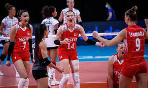 Türkiye- İtalya Kadın Voleybol Milli maçı birazdan başlayacak, izleyecek misin?