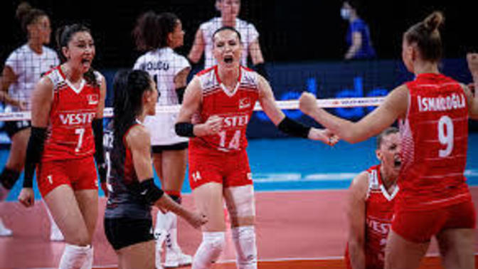 Türkiye- İtalya Kadın Voleybol Milli maçı birazdan başlayacak, izleyecek misin?