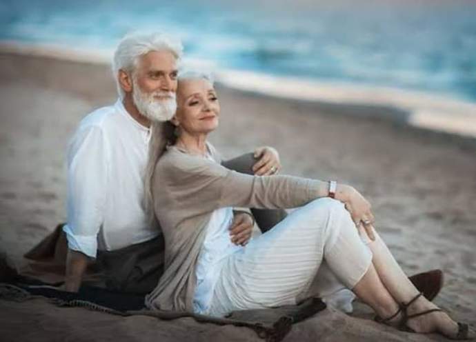 İnsanlar kaç yaşına kadar sevişebilir?