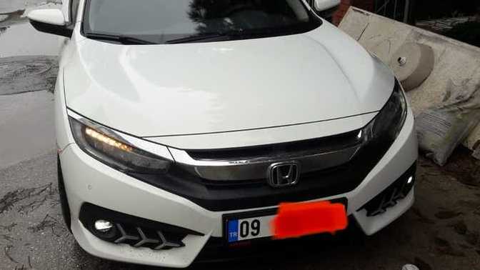 Sizce Honda Civic'e en çok yakışan renk hangisi?