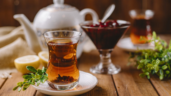 Bir bardak çaya en fazla kaç para ödersiniz?