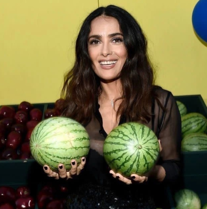 Salma hayek denince aklına gelen, hayalinde canlanan nedir?