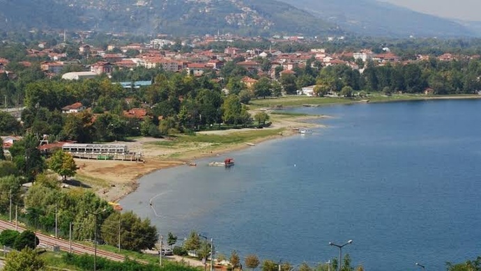 Sakarya ve çevresinde gezilip görülecek yerleri bilenler yazabilirler mi acaba?