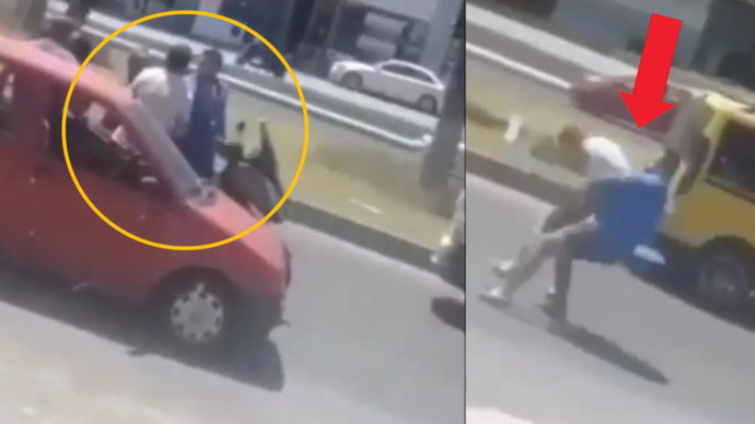 Trafikte tartışan güreşçi, tek hareketle karşısındakini hastanelik etti. Trafikte tartışma yaşıyor musunuz?