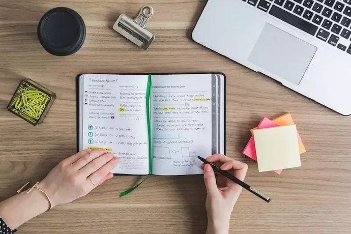 Kazandığı parayı hak etmeyen meslekler neler?