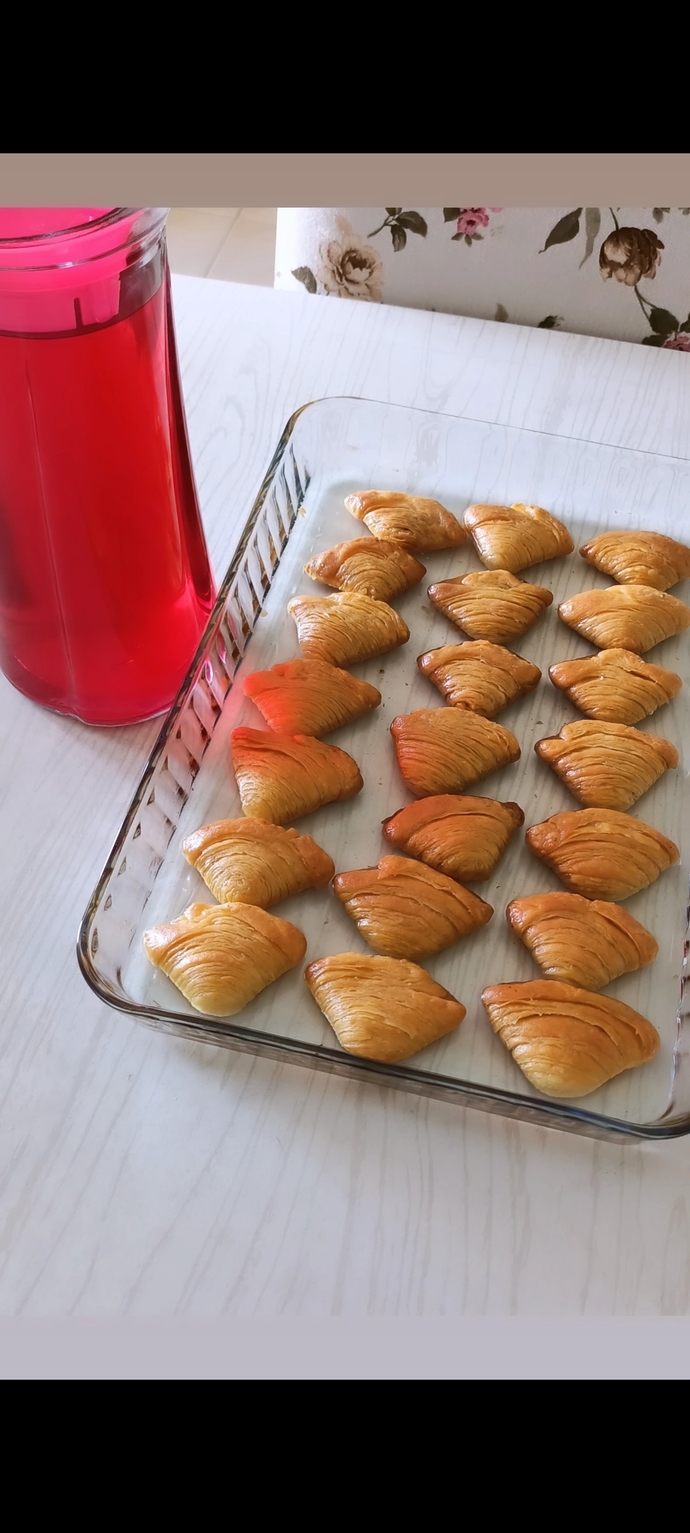 Midye tatlısı ve reyhan şerbeti yaptım. Mutfakla aranız iyi mi, sever misiniz?